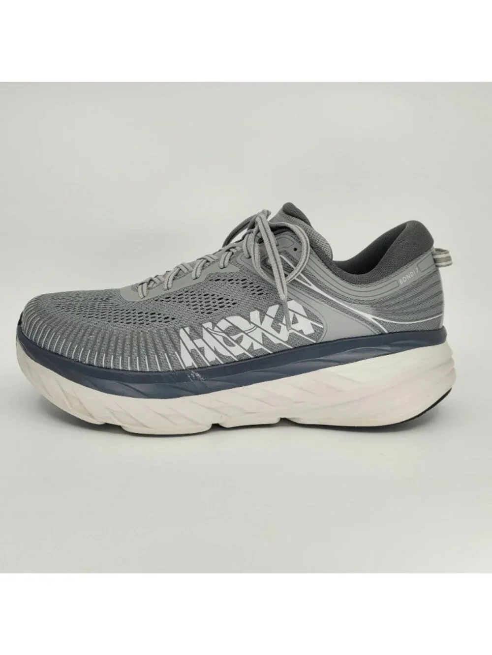 HOKA Bondi 7 Men's Size 11.5 2E Wide Gray Running Shoes NICE & CLEAN